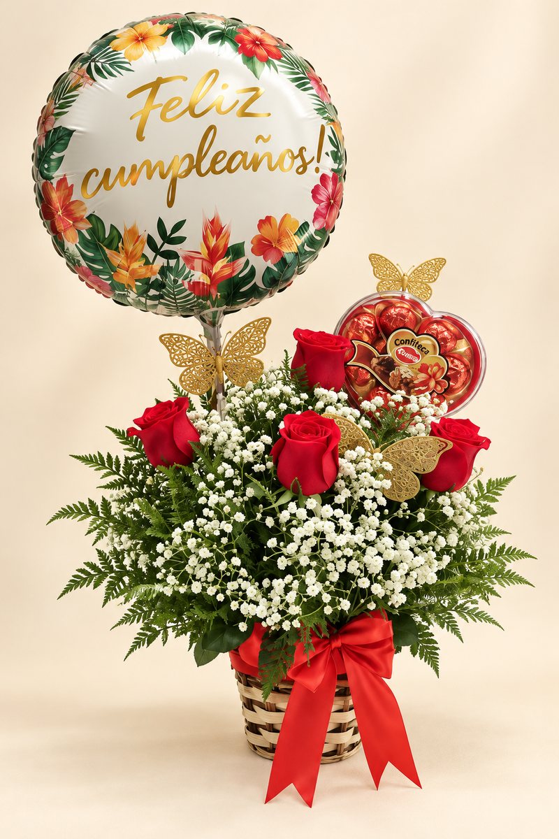 Canasta de rosas rojas con globo de cumpleaños